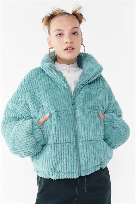 fluffy puffer jackets.